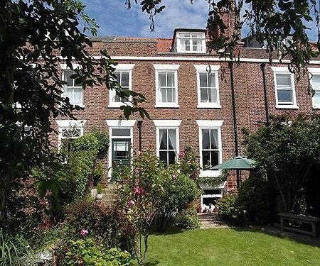 Saint Hilda'S House Bed & Breakfast Whitby Dış mekan fotoğraf